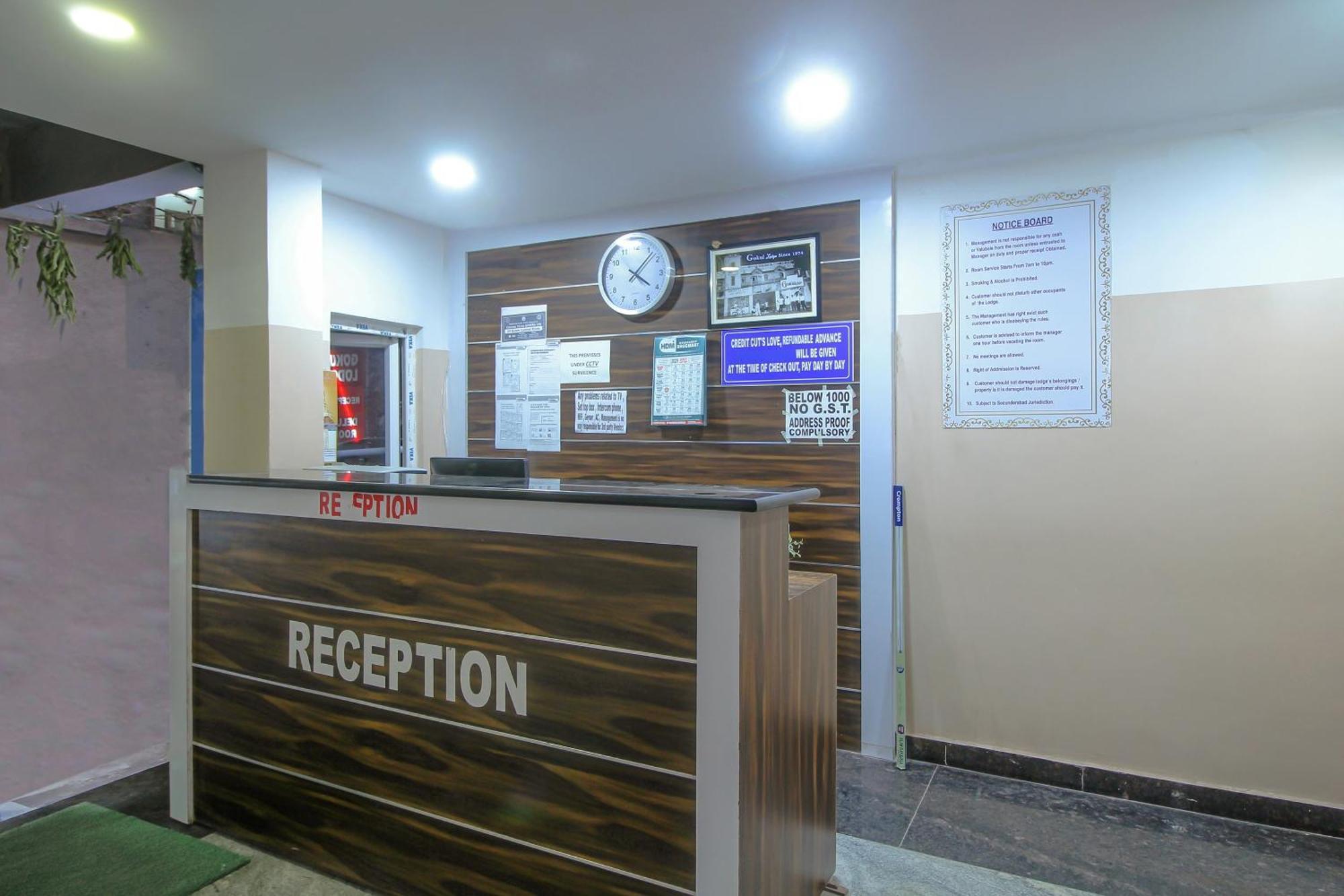 Spot On 81775 Mohit Gokul Lodge New Luxury Room'S Near Secunderabad Railway Station Lalaguda Экстерьер фото
